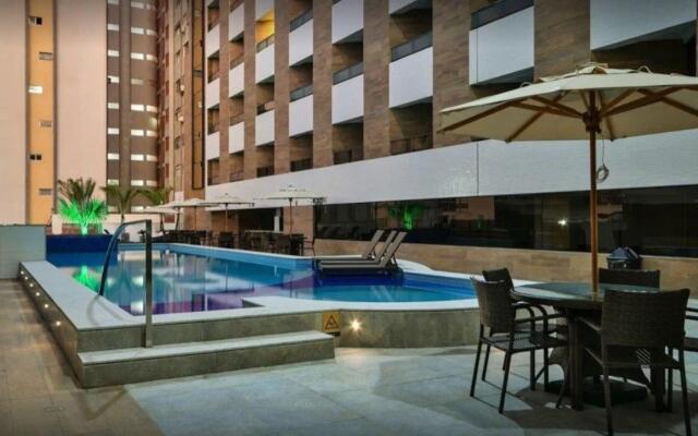 Nomar X - Lindo Apartamento à 50MTS mar