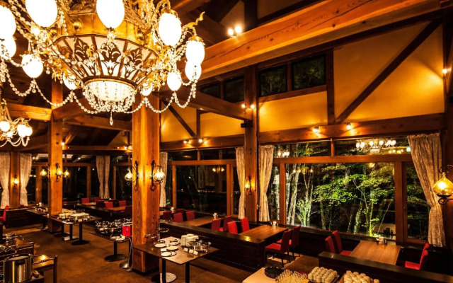 Izumigo Takayama Dog Paradise Hotel