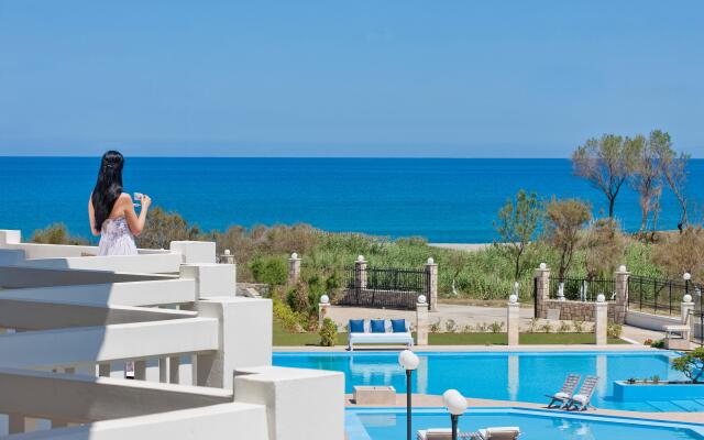Mrs Chryssana Beach Hotel