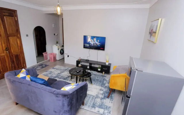 Yo House