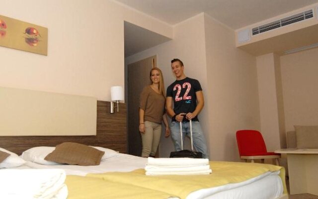 Harmonia Termal Hotel Sarvar