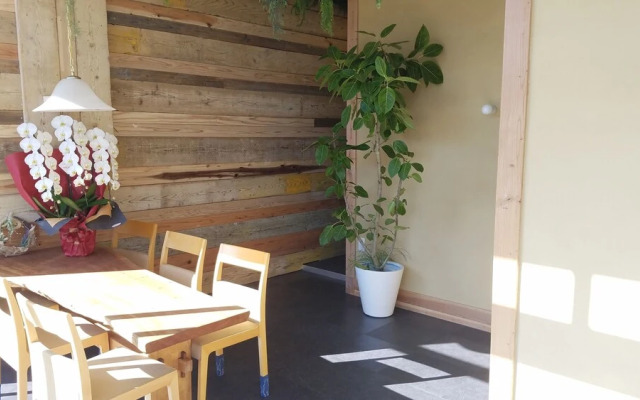Running Bare Hostel