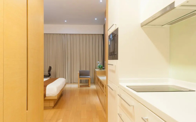Yicheng Pazhou Poly World Trade Centre Apartment