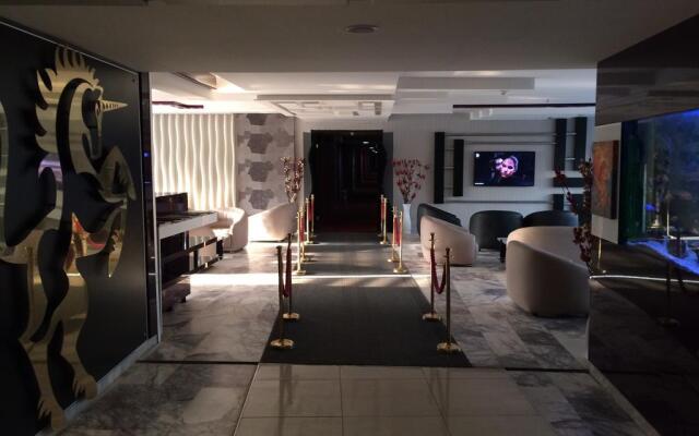 Lider Otel
