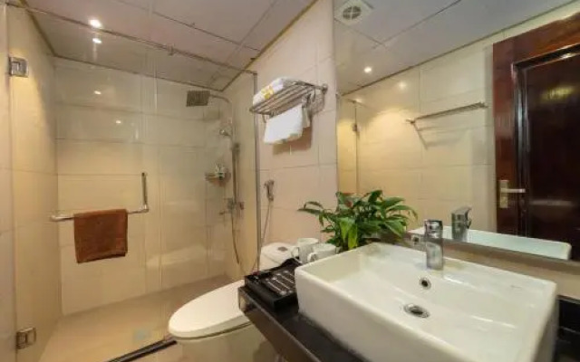 Madelise Palace Hotel & Spa