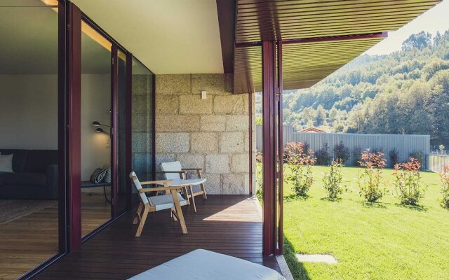 Quintãs Farm Houses