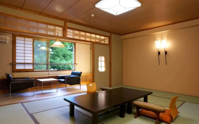 Tsukagoshiyashichibee