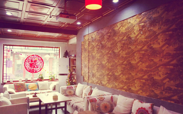 Three Legged Frog Hostel