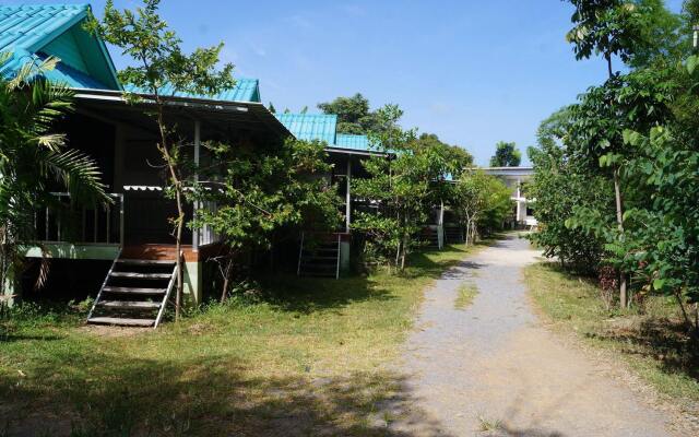 Phangan Farm Stay Resort