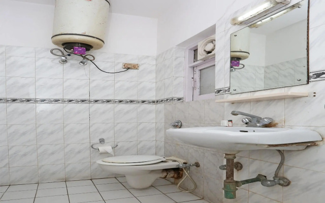 OYO Flagship 3675 Kalighat