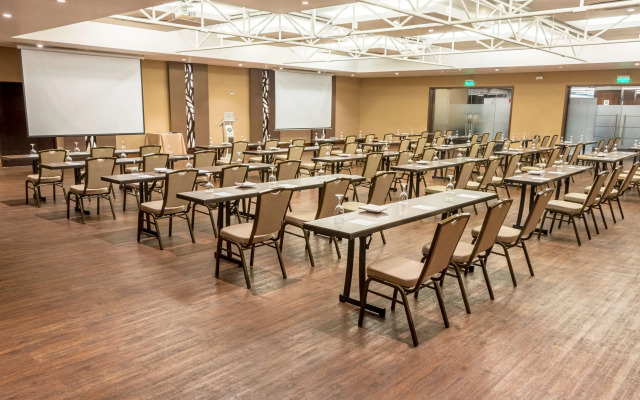 Sonesta Hotel El Olivar Lima