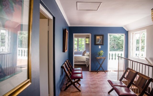 5th Avenue Gooseberry Guest House