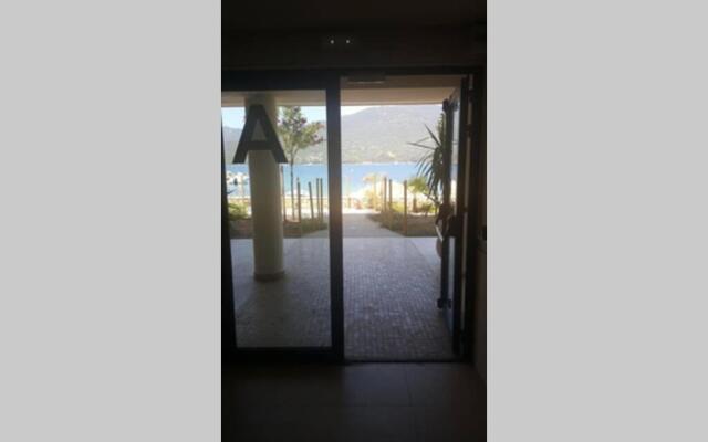 Appartement T2 terrasse vue mer à 180