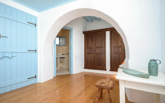 Cycladic Islands Hotel & Spa