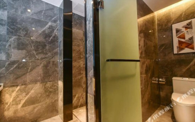 SanyI Hotel