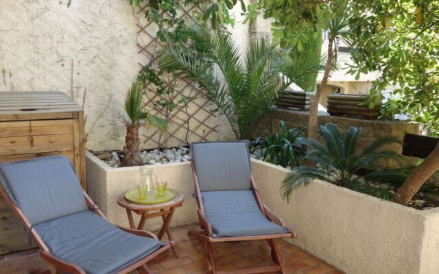 Hameau la Madrague 16536