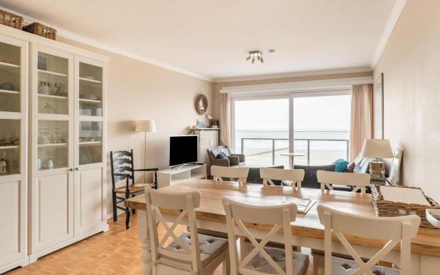 Seafront apartment in Blankenberge with balcony