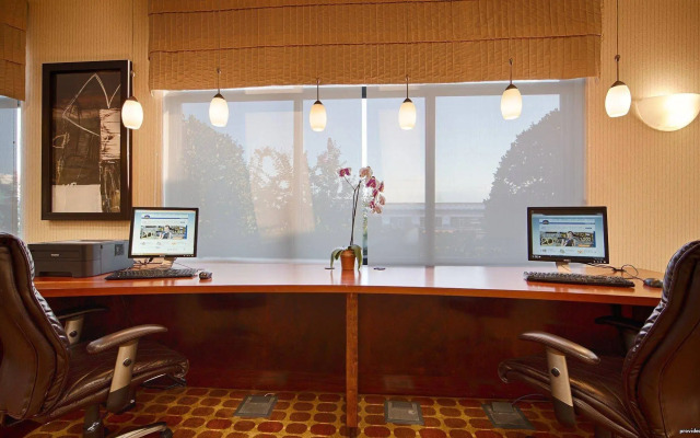 Best Western Plus Castlerock Inn & Suites