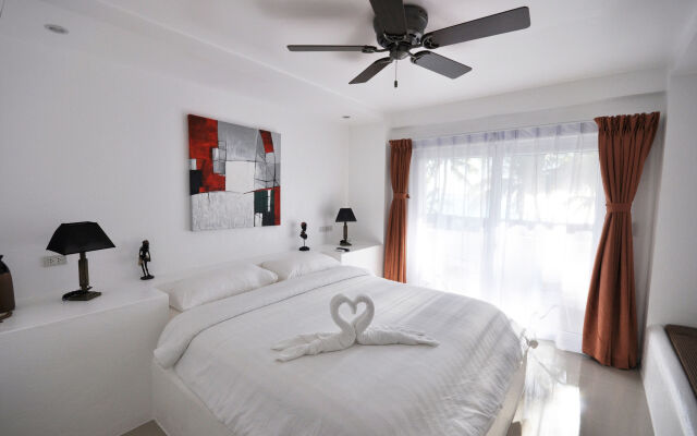 Calypso Beach & Dive Resort