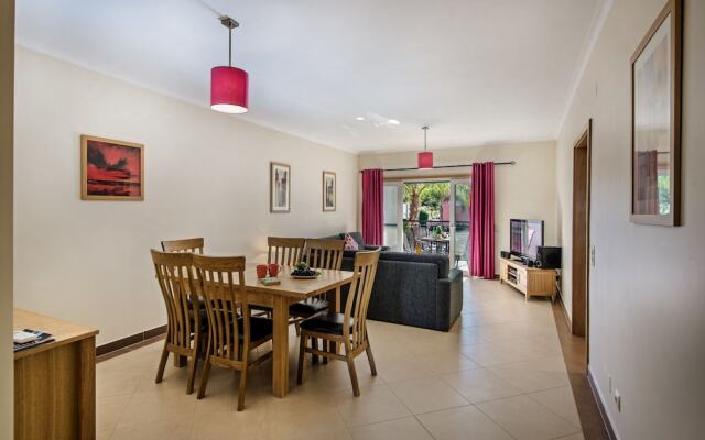 O Pomar Apartments by MarsAlgarve