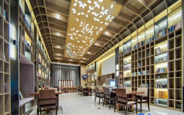 Wutong Apartments Hotel