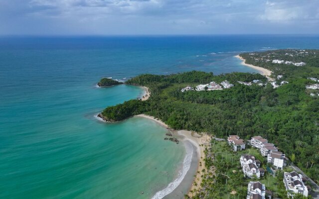 Coconuts Beach House