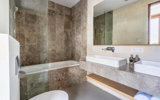 Om Cemagi Beach Villa