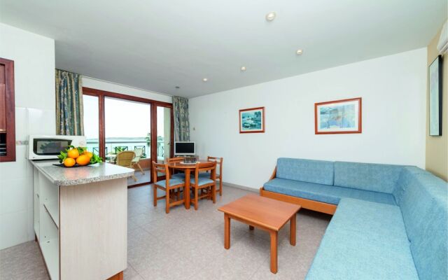 Apartamentos Xaloc HRC