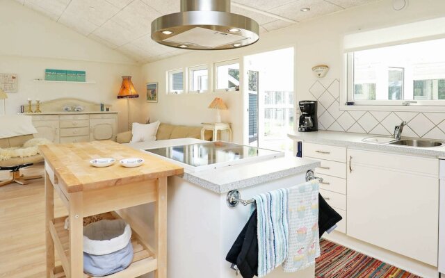 Enticing Holiday Home in Ålbæk near Beach