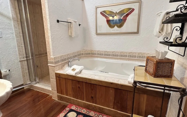 Goodstone Inn & Restaurant