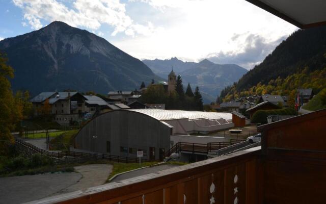 joli studio exposé sud avec terrasse