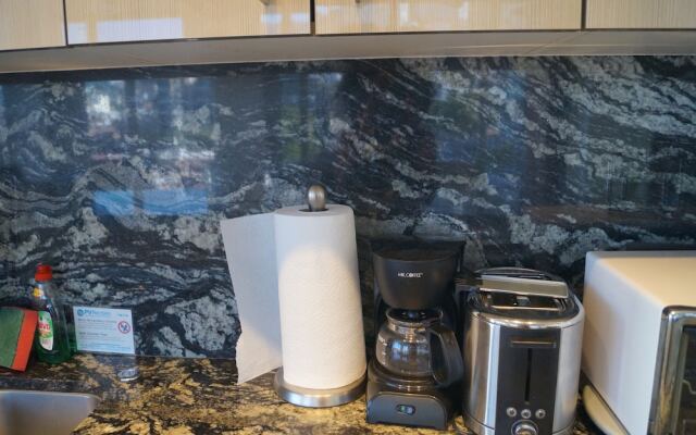 Romantic Zone The Park 2 Bedroom