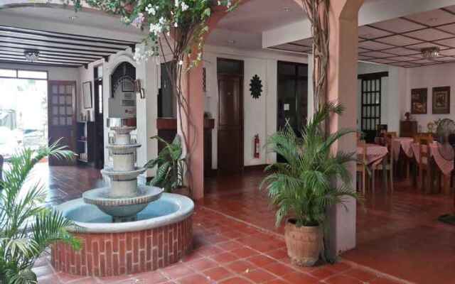 Casa Dona Emilia Bed and Breakfast