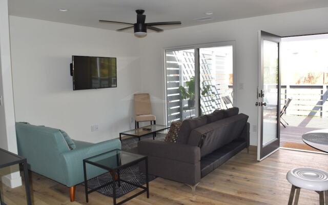 Modern Hillcrest 3 Bedroom