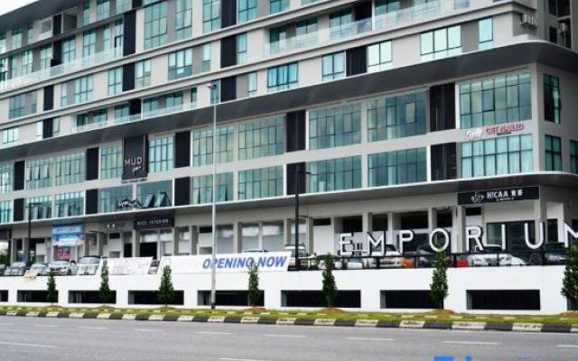 Luxe Loft 3BR Emporium 9pax – Exterior – Kuching