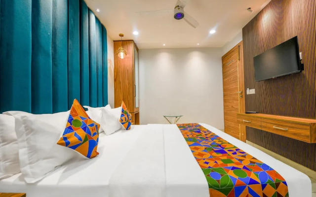 FabHotel Rolt