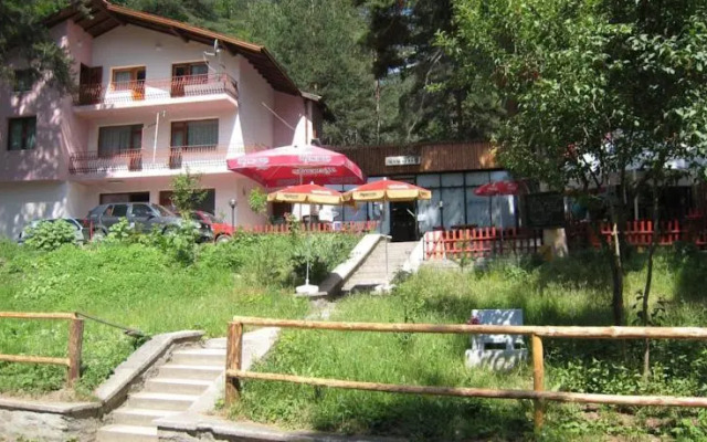 Family Hotel Shisharka