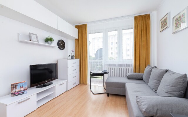Comfy Studio Wielicka by Renters