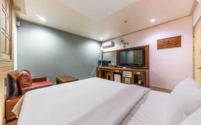 Daejeon Dunsan Gallery