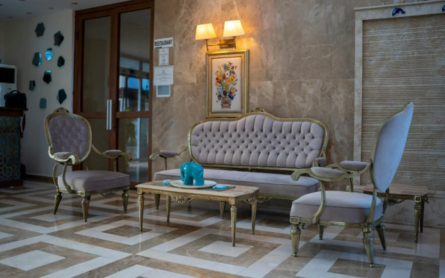 Liona Hotel