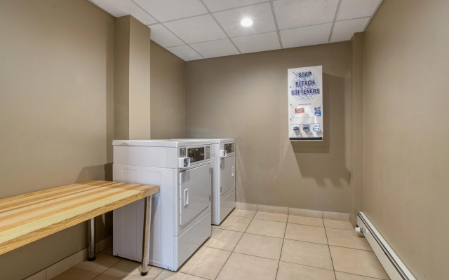 Best Western Plus Fox Creek