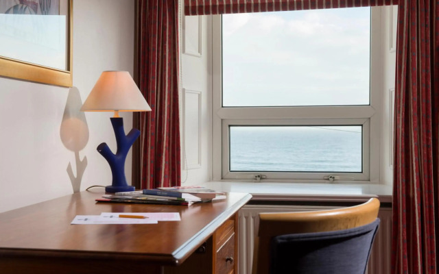 Regency Hotel