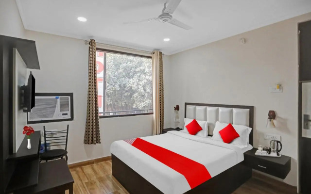 OYO Flagship 806719 Shyam Inn