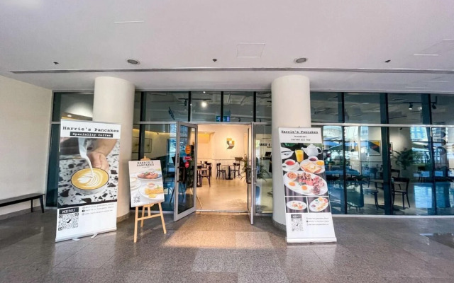 Unparalleled Luxury Marina Walk