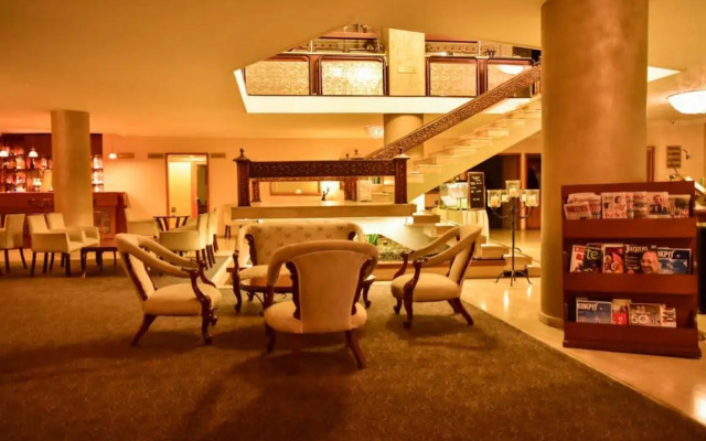 Gur Kent Hotel