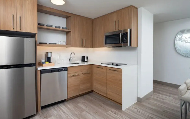 Element Melbourne Oceanfront