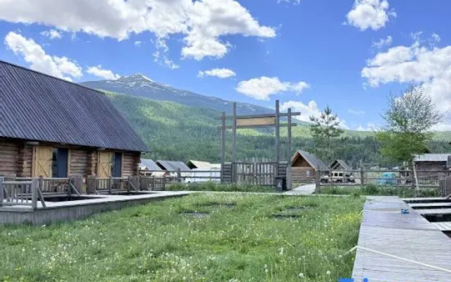 Kanas Po Wild Hawthorn Homestay (Hanas New Village Branch) – Outside – Altay