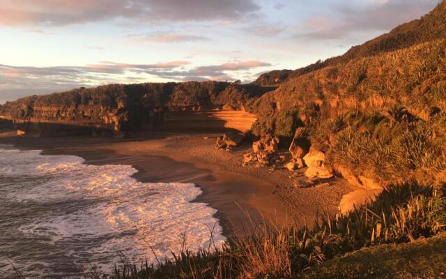 Punakaiki Treehouse