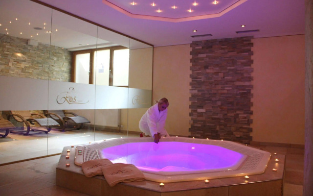 Hotel Alpina Ros Demming
