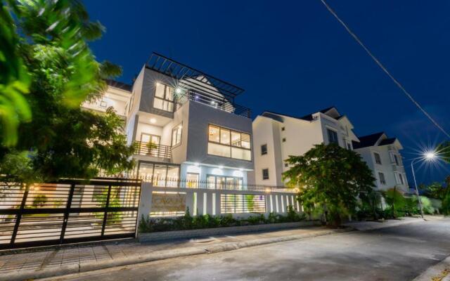 Palm Villa 31 (8 Phòng Ngủ) Khu Nghĩ Dưỡng Cao Cấp